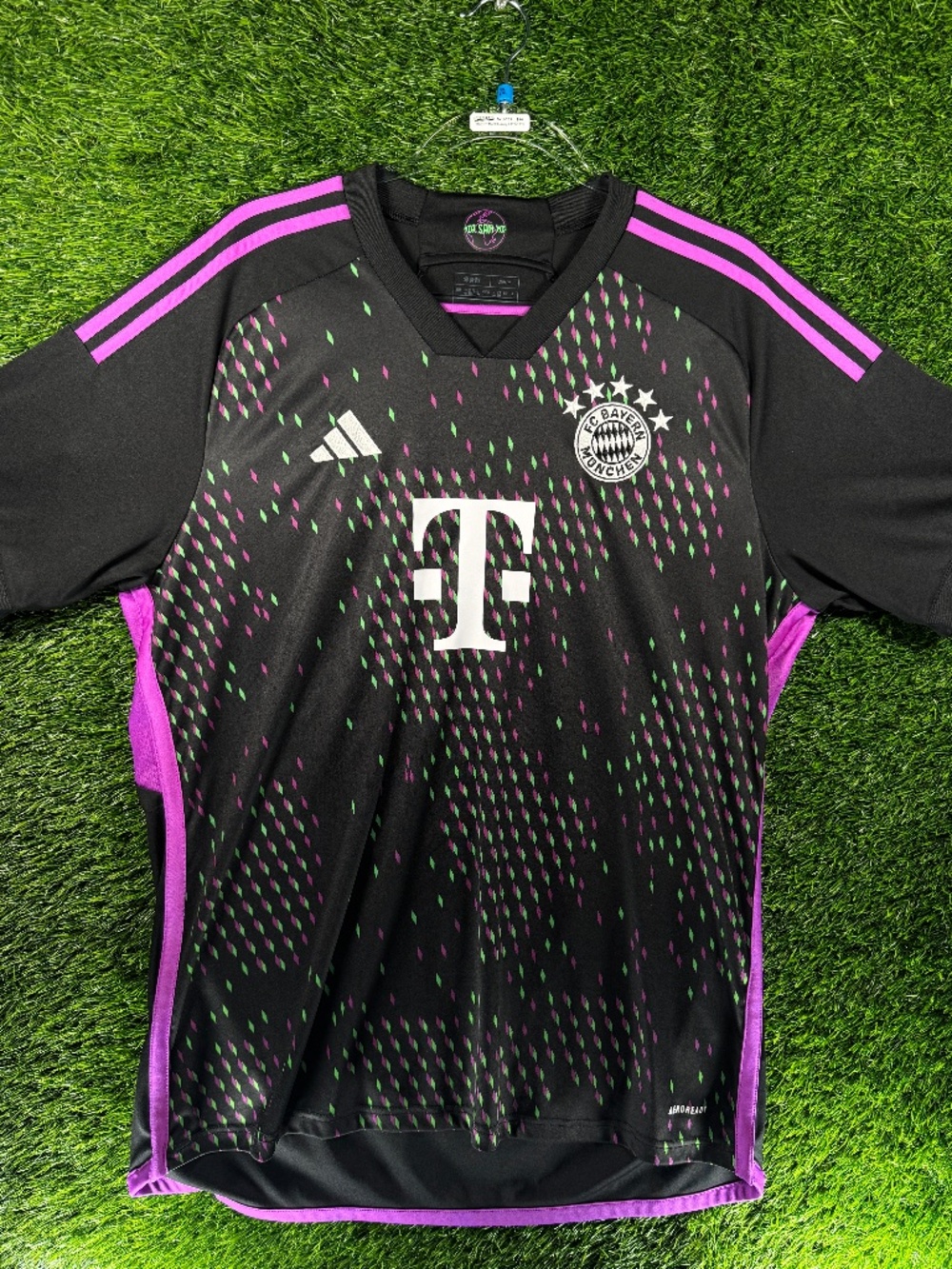 Bayern Munich Away 2023/2024 Soccer Jersey
